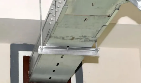 电缆槽盒安装要求有哪些，弯曲半径和跨距相关介绍